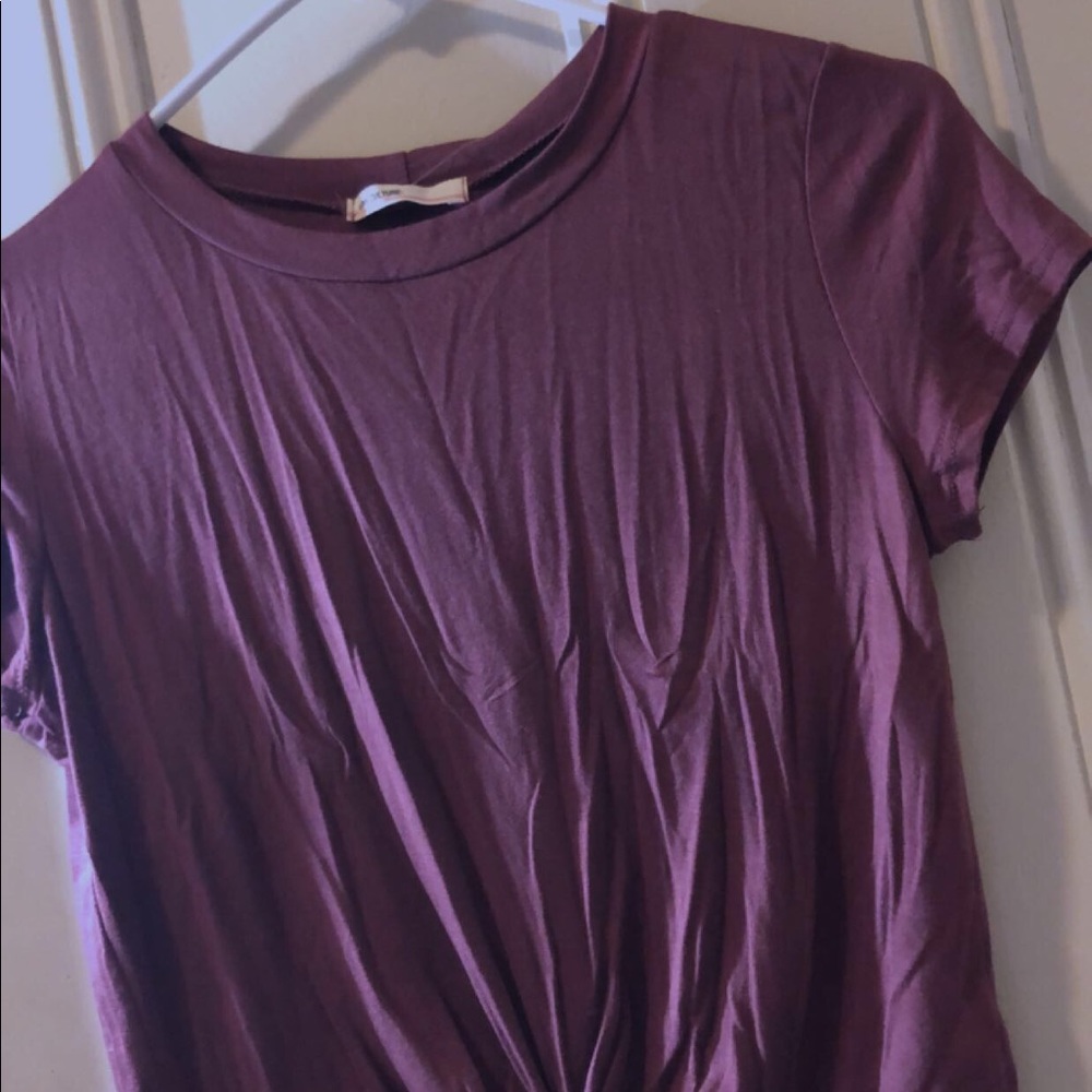 Knot twist love culture crop top